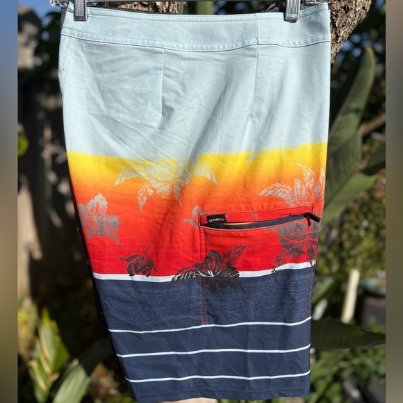 O’Neill Hyperfreak Heist Print 20” Board Shorts  Size: 33 - Picture 4 of 6